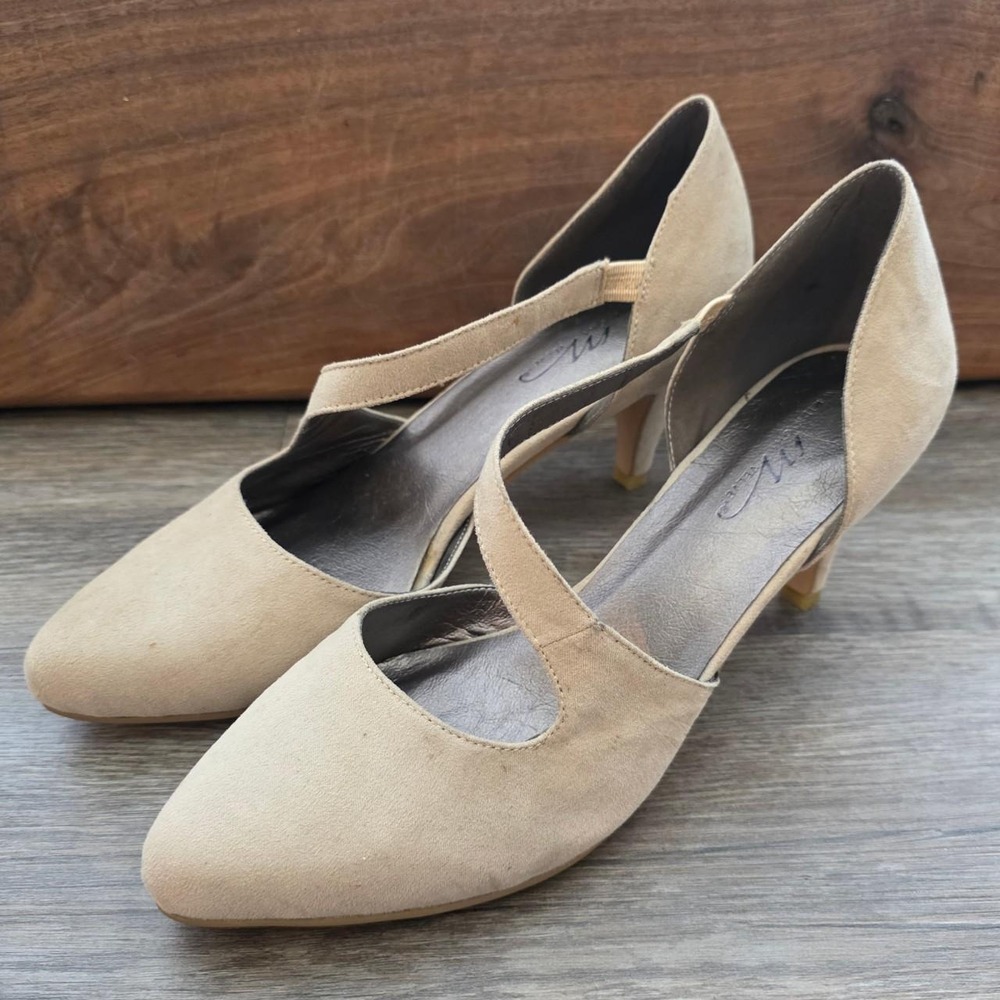 Midnight Velvet Beige Faux Suede Asymmetric D'Orsay Kitten Heels Size 9M